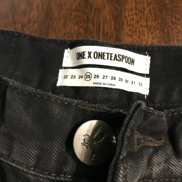 🍒LAST ONE🍒One teaspoon shorts - Picture 4 of 7